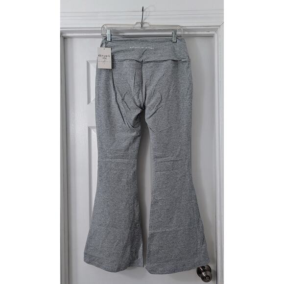 Naturyl by Niykee yoga pants - Picture 2 of 2